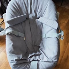 Stoke Tripp Trapp newborn seat