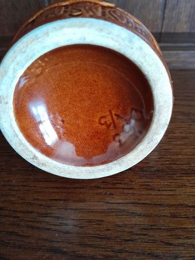 Mid Century 1970s drip glaze honeycomb barrel jug