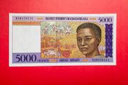 Madagascar  5000 FRANCS   1995 . Pick. 78. ( Uncirculated )