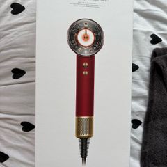 Dyson supersonic nural - hair dryer in red velvety and gold