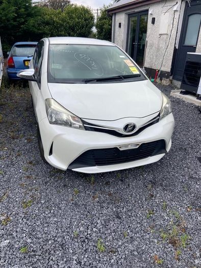 Toyota Vitz 2014 Jewela