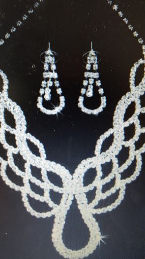 Bridal Neck piece and matching Earrings ( DEBS )
