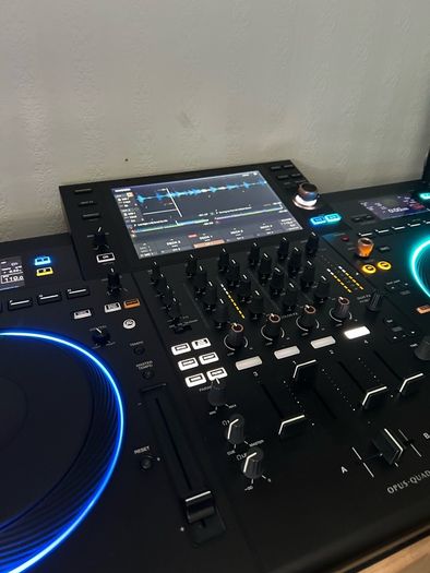 Reduced Reduced Opus Quad And Flight Case