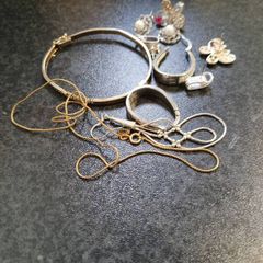 Mixture ofJewellery for sale
