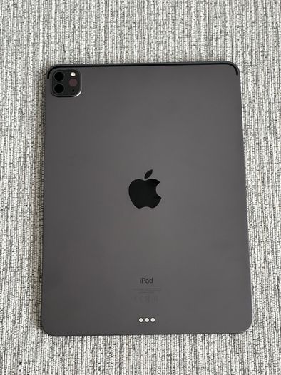 iPad Pro 11-inch 2nd Gen 128GB with Apple Pencil