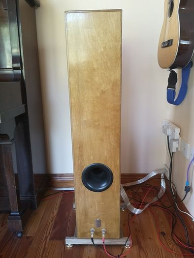 Floor Standing Loudspeaker