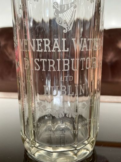 Rare Vintage Thwaites Soda Water Mineral Waters Distributors Ltd Dublin Syphon Bottle