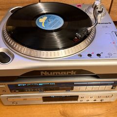 Sony amplifier , Marantz cd player, Numark turntable, VK speakers
