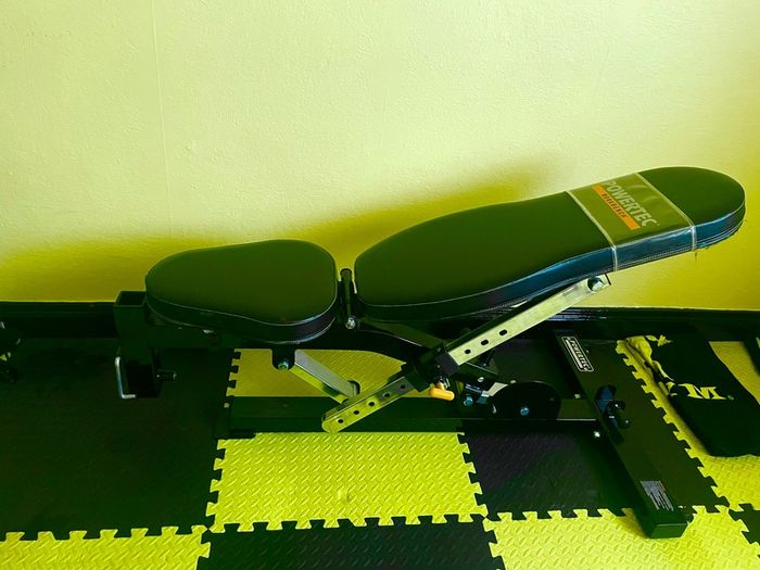 Powertec FID weight bench