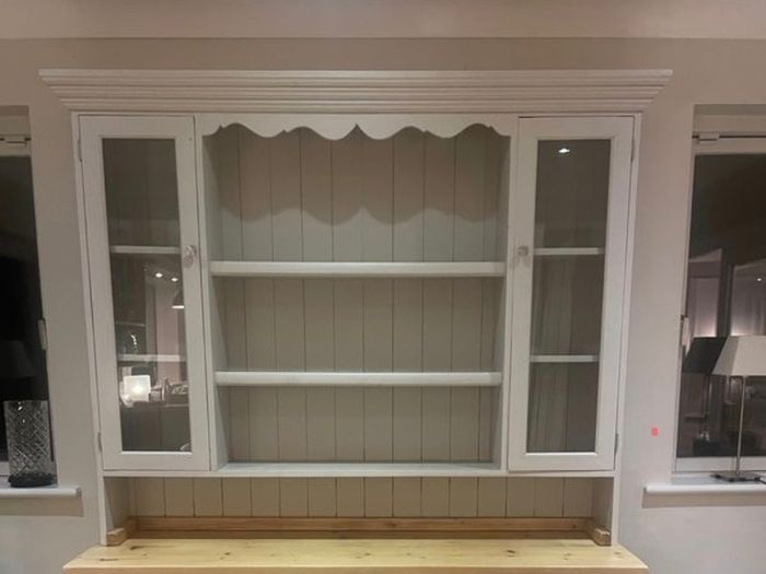 Dresser (top half)