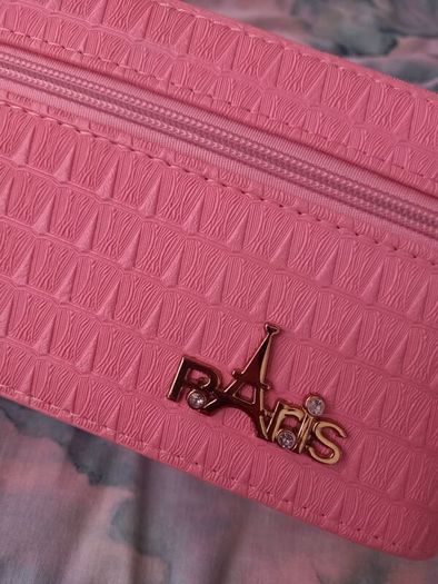 Makeup bag / cosmetic bag