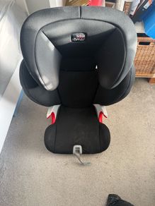 britax child  booster seat with isofix fixings