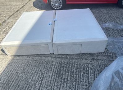 5ft base with 4 drawers