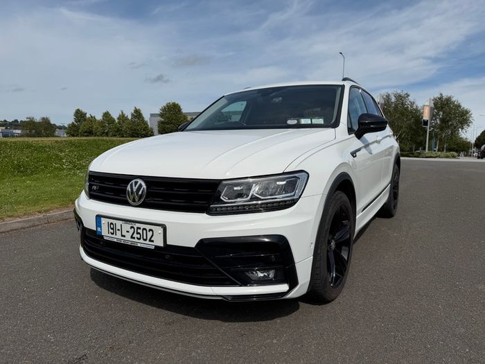 2019 Volkswagen Tiguan R-Line - Black Edition - Panoramic Sunroof