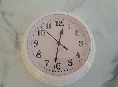 Like New Dunnes Wall Clock