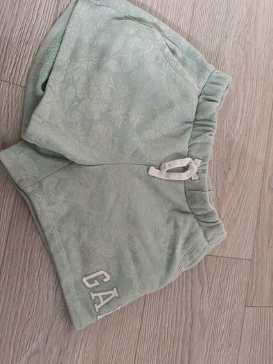 Gap Shorts