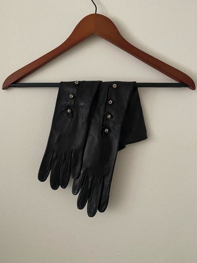 Leather Women's gloves