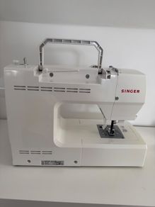 Singer Confidence 7465 Sewing Machine