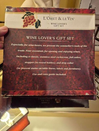 L'objet & Le Vin 4-piece Wine Lovers Gift Set.. New