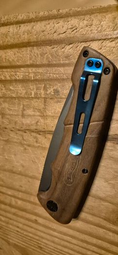 hunting/camping knifes
