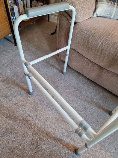 Toilet Frame