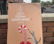 scratch post