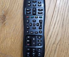 Logitech Harmony 350 Universal Programmable Remote Controller for Up To 8 Entertainment Devices at once