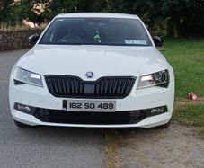 2018 Skoda Superb sportline.