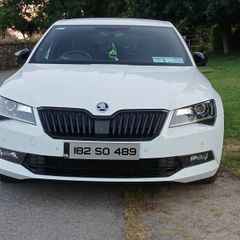2018 Skoda Superb sportline.