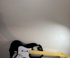 Wii Rockband Fender Stratocaster with Dongle and Games