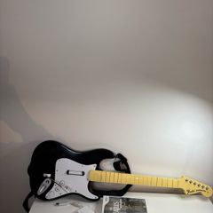 Wii Rockband Fender Stratocaster with Dongle and Games
