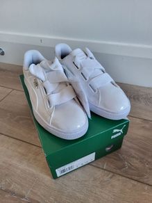 Puma Women's Basket Heart Patent Size 5