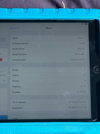 iPad Air 1st Gen 32GB with protective standing case