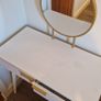 Vanity desk with mirror Image 4