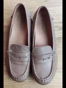 Vionic Marcy Orthopedic Leather Penny Loafers Taupe Size 6