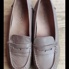 Vionic Marcy Orthopedic Leather Penny Loafers Taupe Size 6