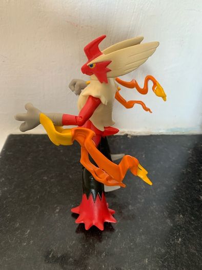 Mega Blazekin Pokomon  Figure