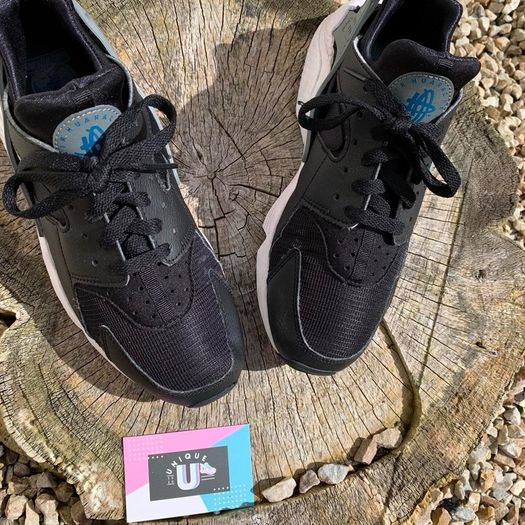 Premium Nike Air Huarache Black Grey