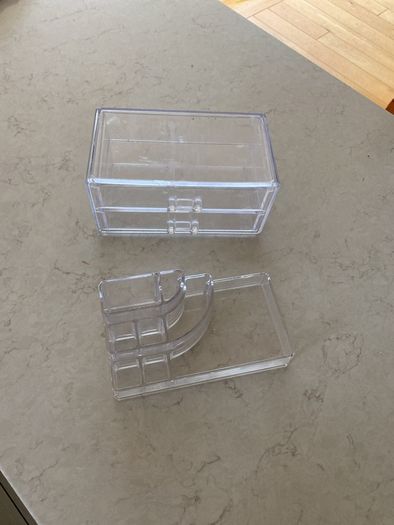 Jewellery box and makeup holder