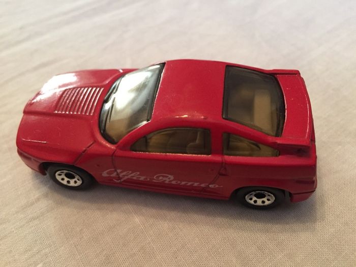 Matchbox Alfa Romeo SZ. Excellent condition. Rare car model