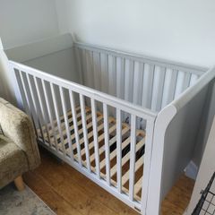 cot