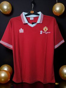 Man Utd 1977 Silver Jubilee (retro Jersey)size : Xl