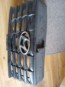 Hyundai Tuscan Iv, Front Grille ,used  86366-N7000