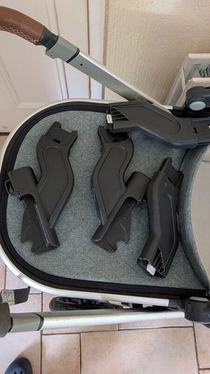 Uppababy Vista (Includes Bassinet, Rumble Seat & All Adapters)