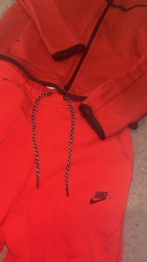 Men's nike tech fleece tracksuit red size xs