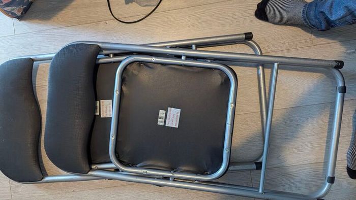 Set of 3 folding chairs