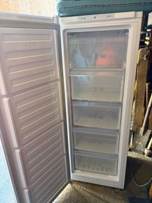 freezer frost free