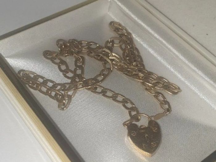 Pristine Vintage 9ct Gold UNIDOR Jailers Chain 20"