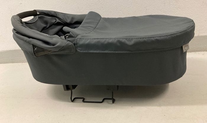 Teutonia stroller travel system