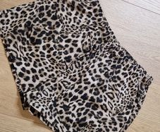 Stradivarius Leopard Print Linen Shorts - L